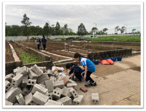 Học sinh trực tiếp tham gia xây dựng Vườn thực nghiệm